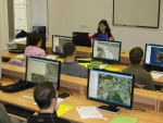 Gabriela Petříková prezentuje základní vlastnosti Google Earth